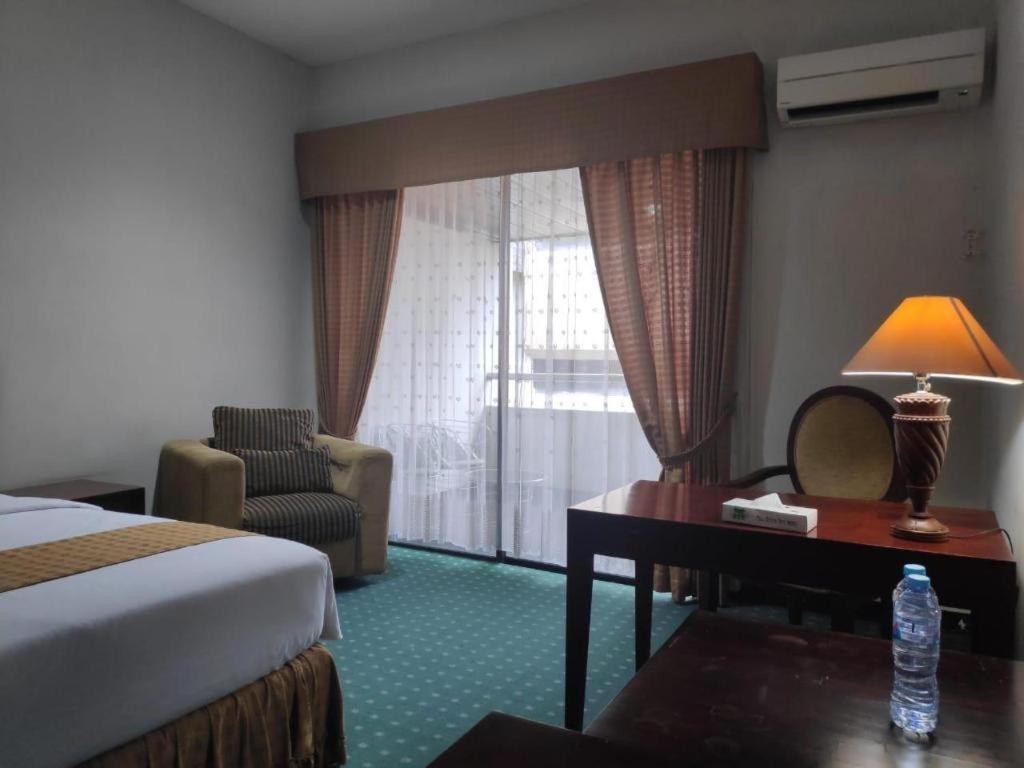 New Grand Park Hotel 2*