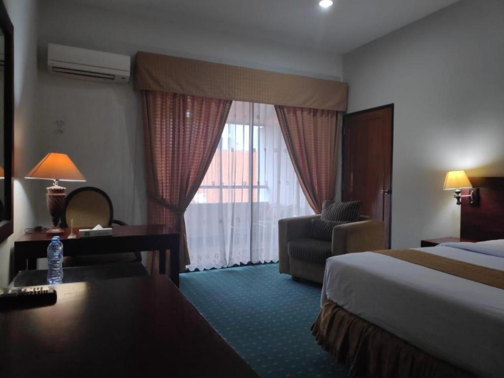 New Grand Park Surabaya