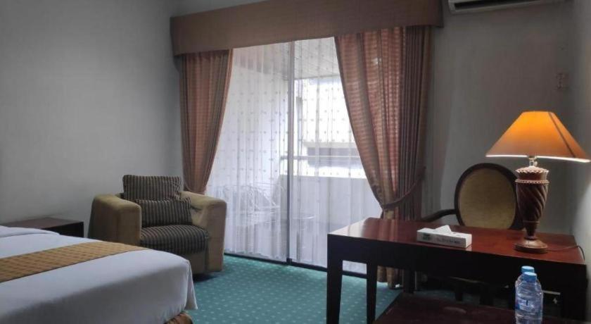 Hotel New Grand Park 2*