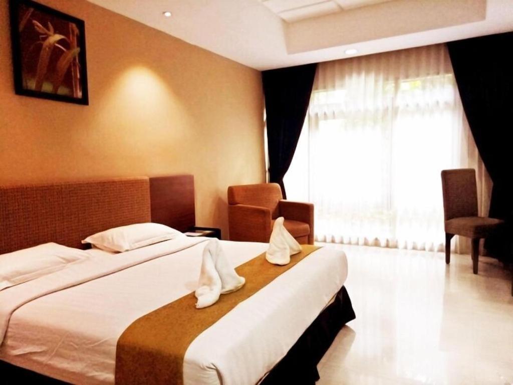 New Grand Park Hotel 2*