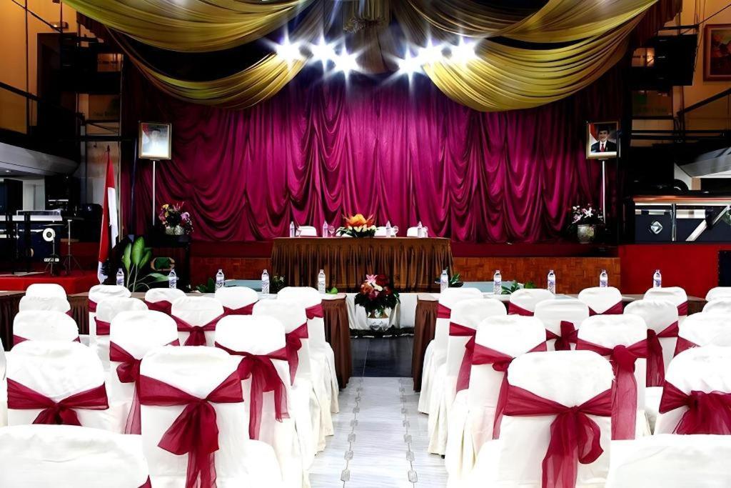 Hotel New Grand Park 2*